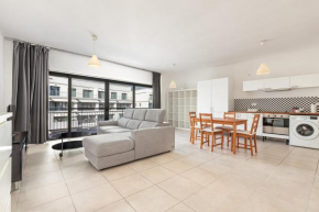Lovely studio apt in the heart of St Julians